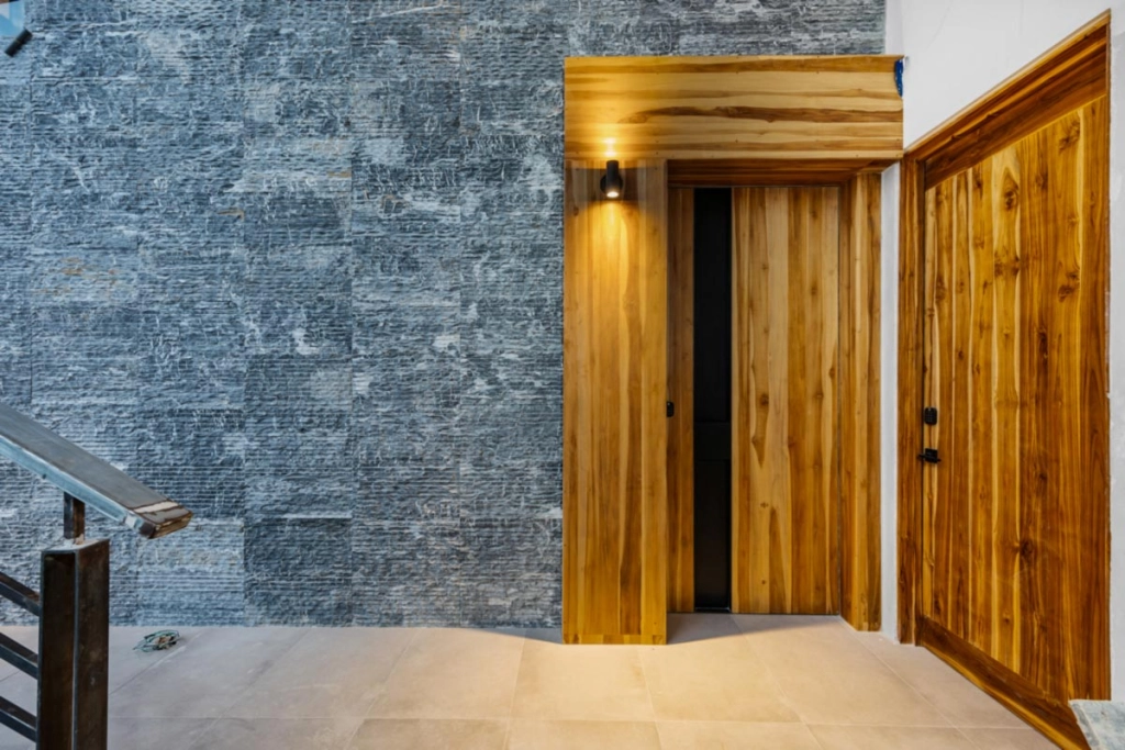 Resume Costa Rica Real Estate Transaction Process