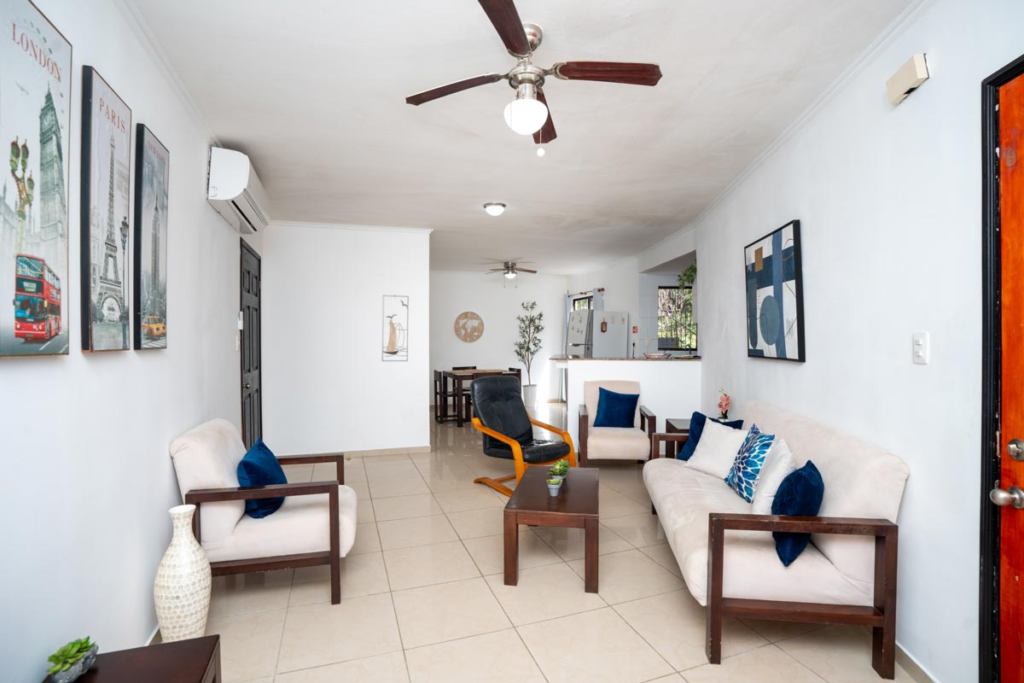 Charming two-bedroom Condo in the Heart of Tamarindo