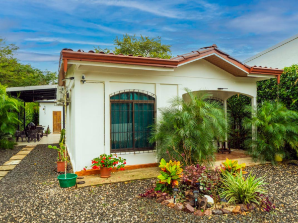 Casa Palmas del Pacifico - Villa Real - Finca Arwin