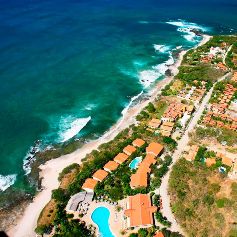 Playa Langosta – Exclusive Beachfront Luxury